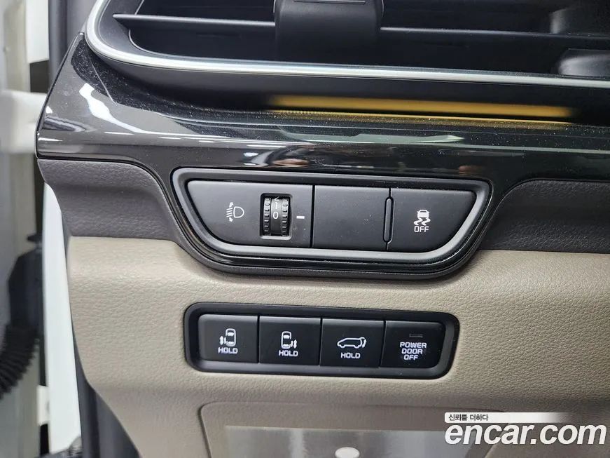 Kia Carnival — фото 4