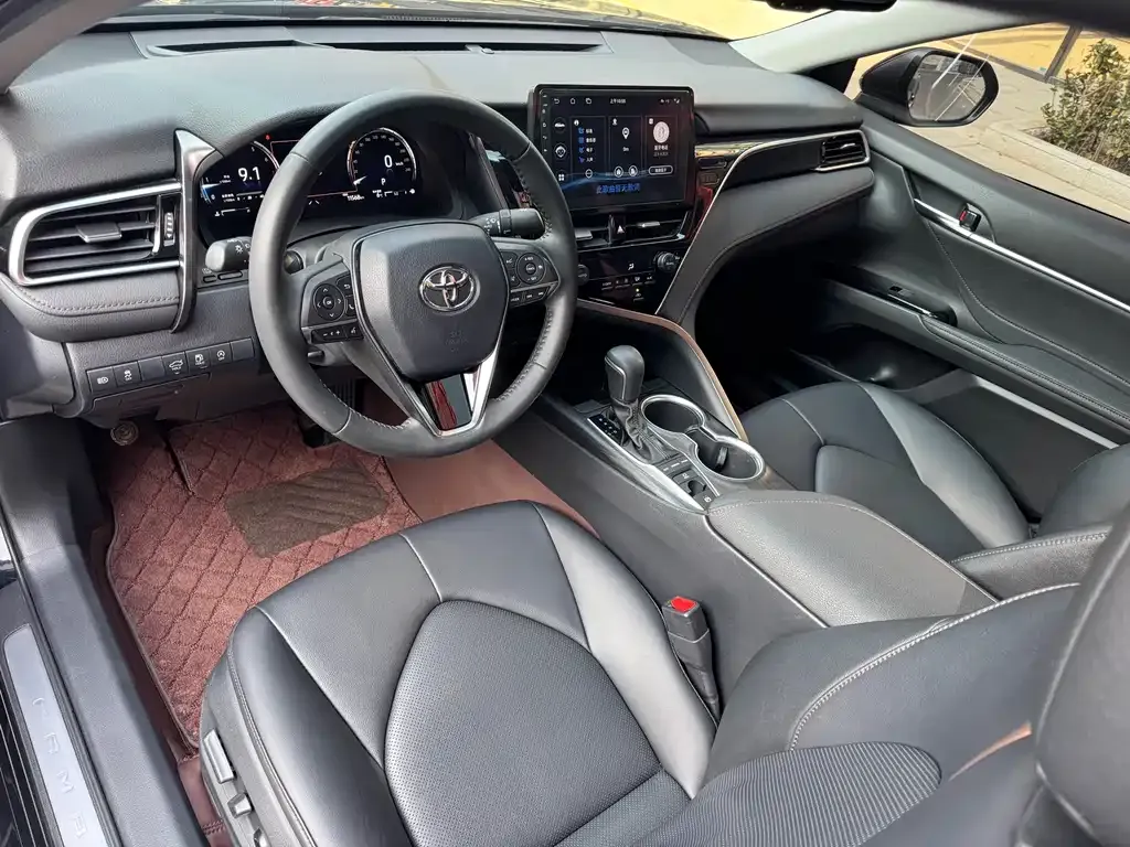 Toyota Camry 2023 из CN, фото 3
