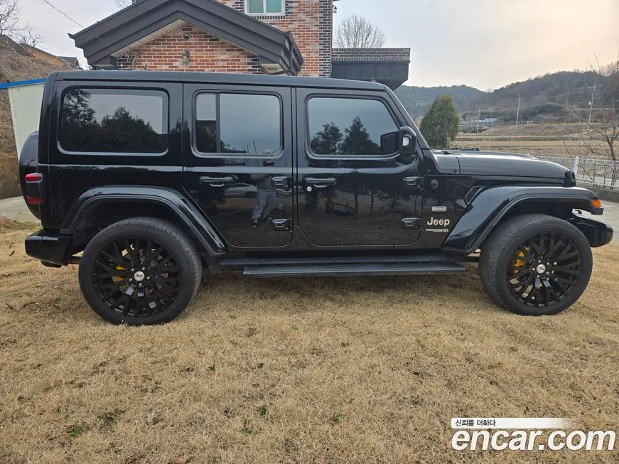 Jeep Wrangler 2022 из KR, фото 9