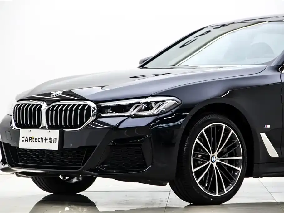 BMW 5 Series — фото 3