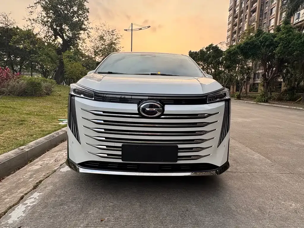GAC Motor Trumpchi E9 — фото 9