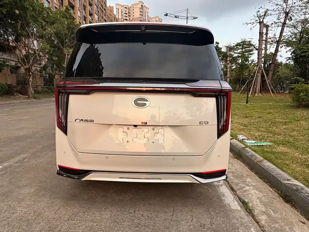 GAC Motor Trumpchi E9 — фото 8