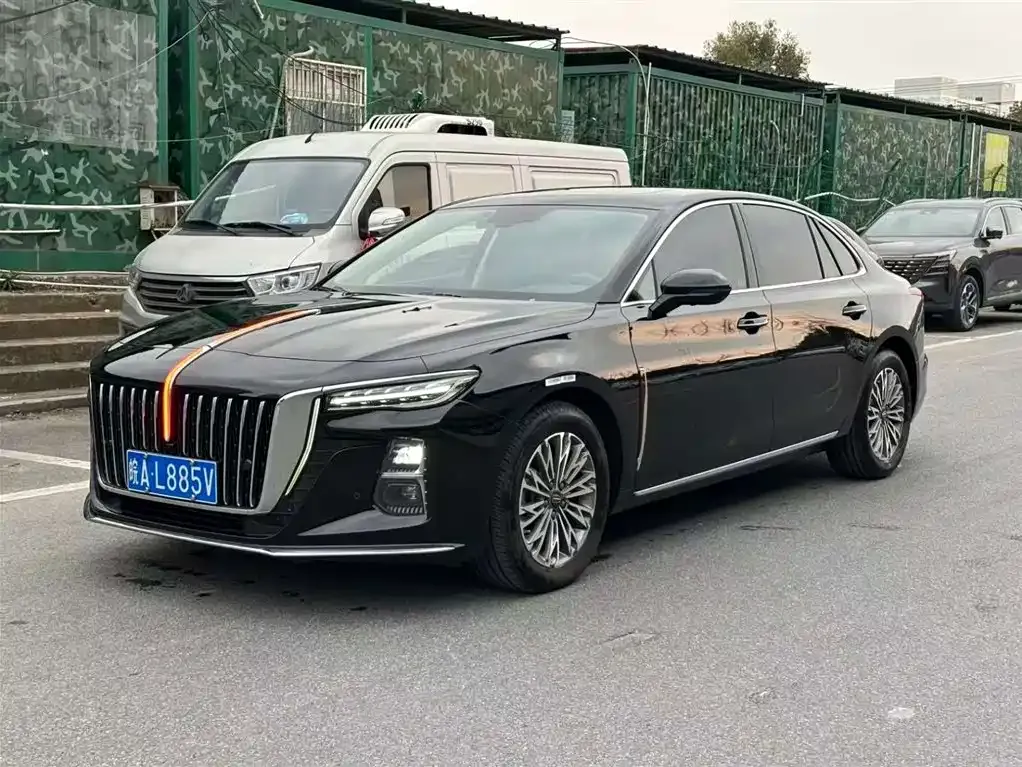 Hongqi H5 — фото 1