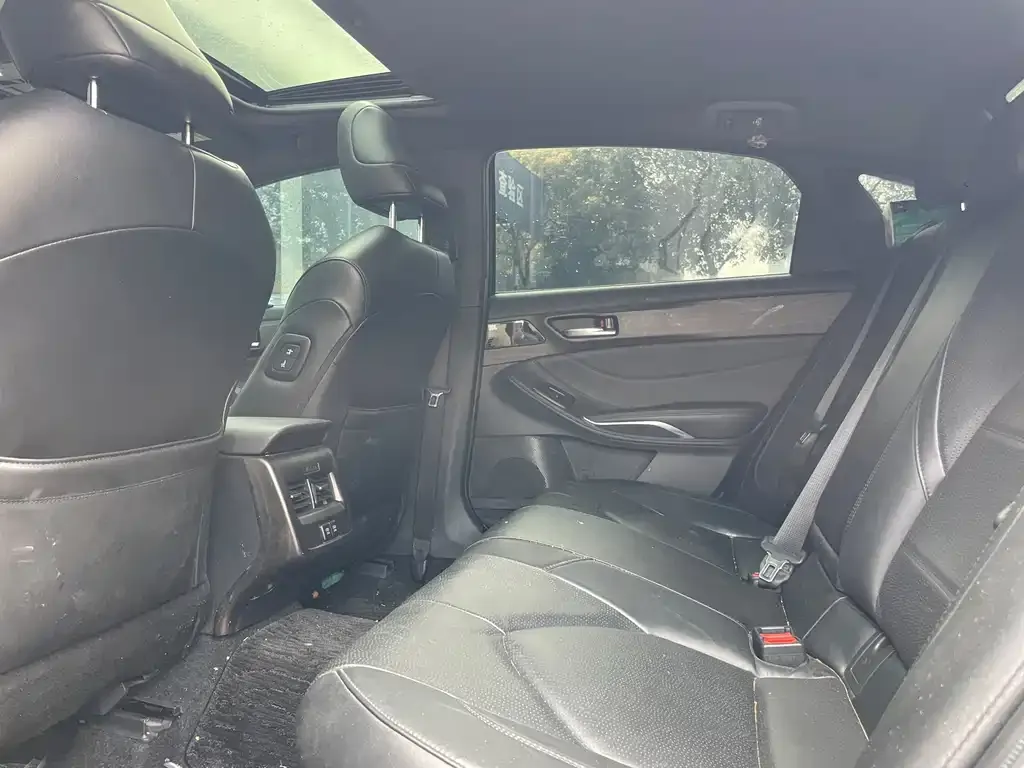 Toyota Avalon 2021 из CN, фото 8