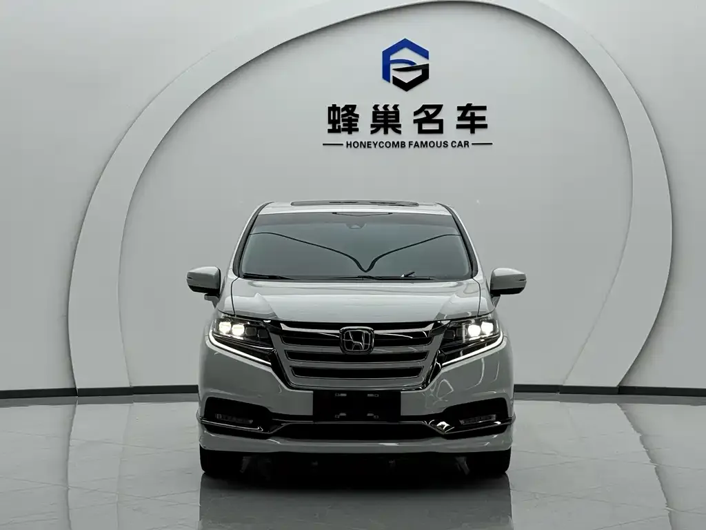 Honda Elysion 2021 из CN, фото 8