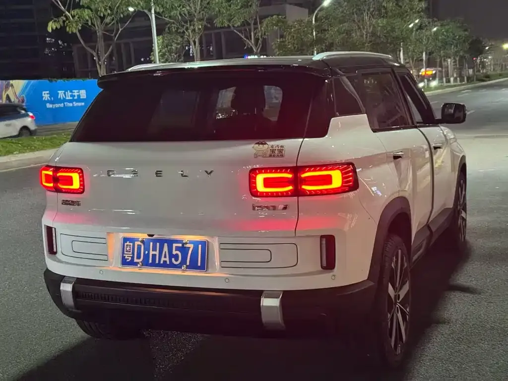Geely Icon — фото 2