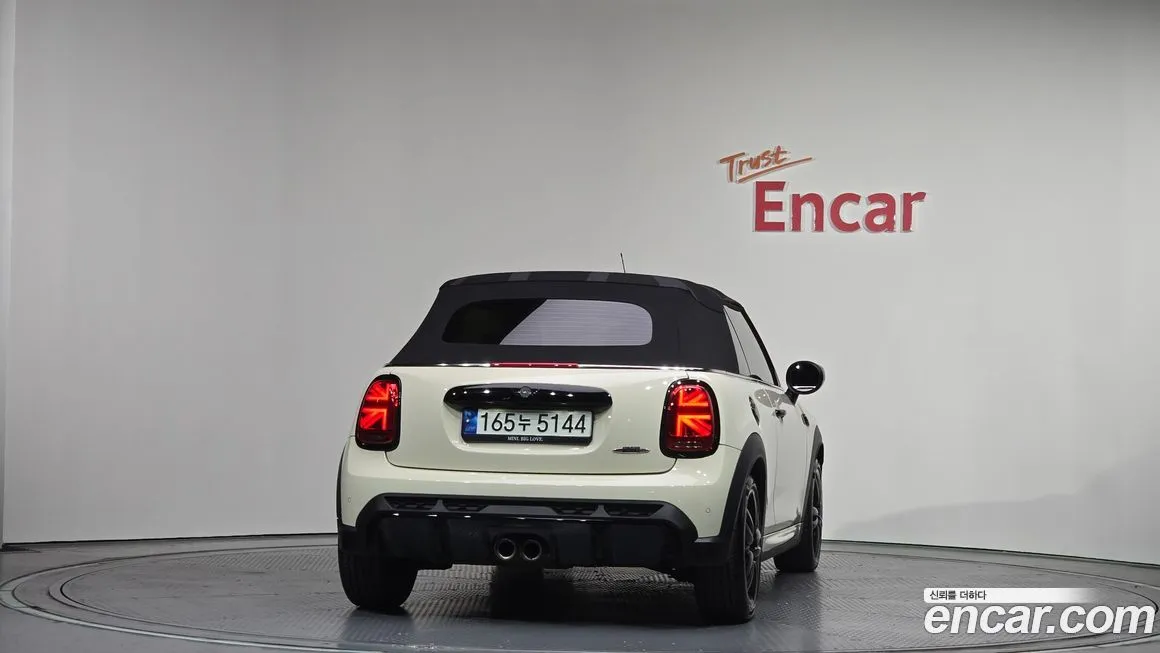 Mini Cooper Convertible — фото 4