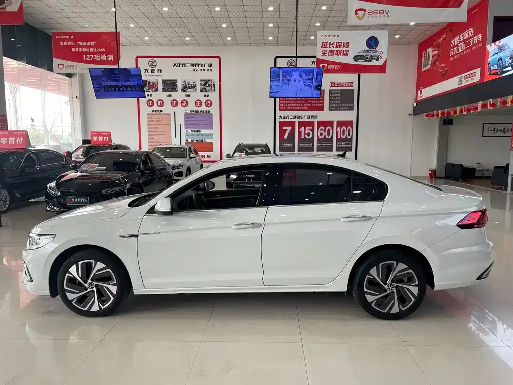 Volkswagen Bora 2023 из CN, фото 6