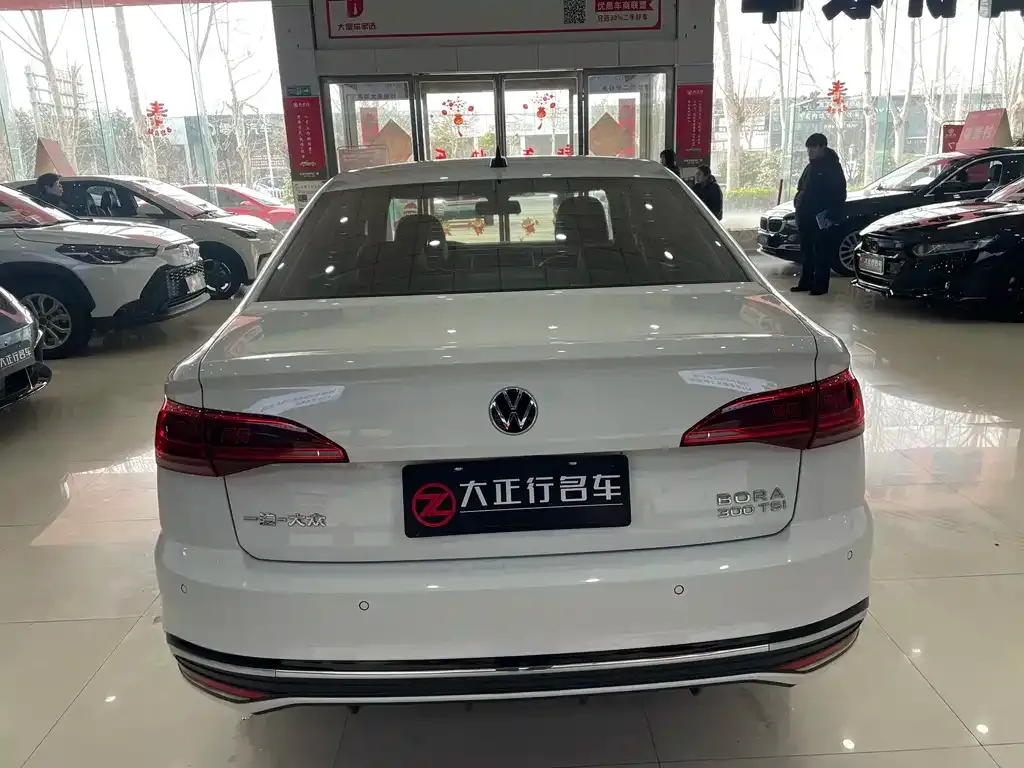 Volkswagen Bora 2023 из CN, фото 4