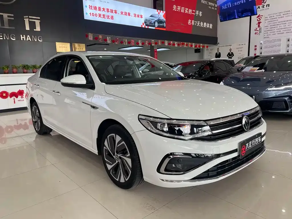 Volkswagen Bora 2023 из CN, фото 8