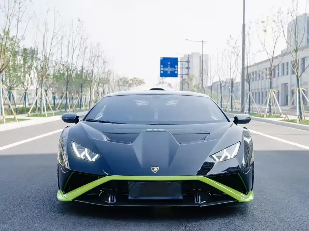 Lamborghini Huracan 2022 из CN, фото 8