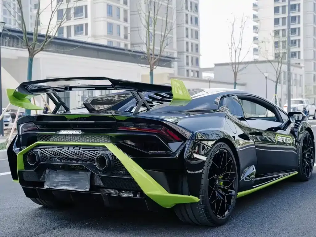 Lamborghini Huracan 2022 из CN, фото 9