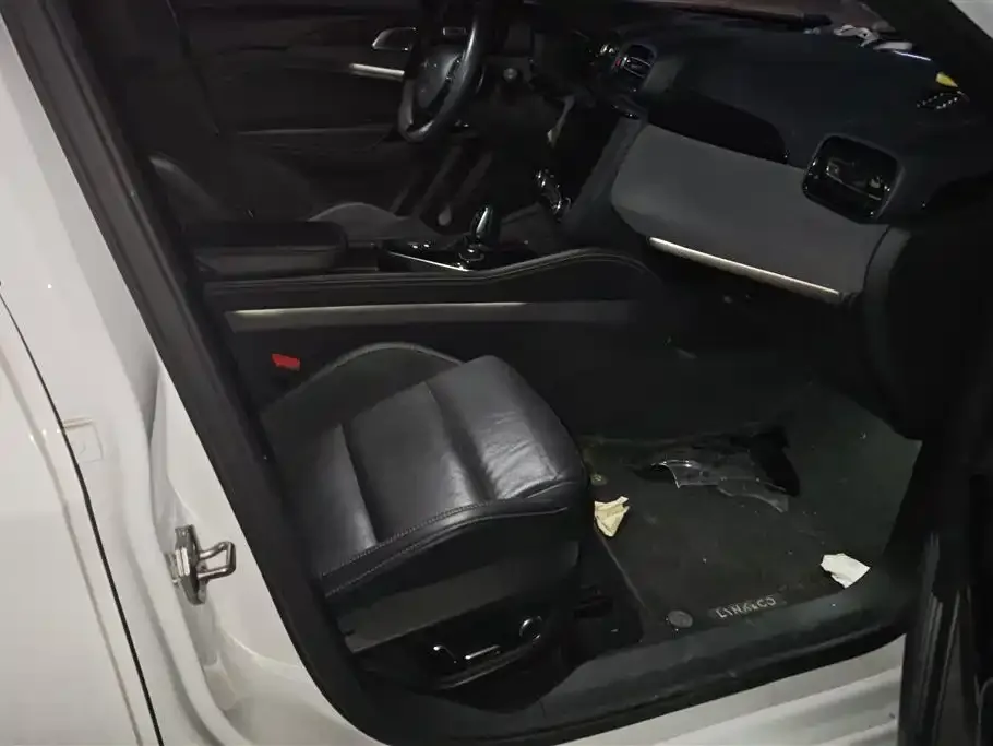 Lynk & Co 02 Hatchback 2023 из CN, фото 10