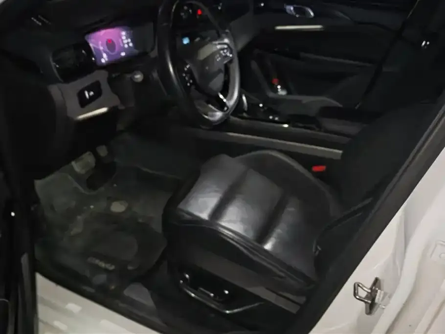 Lynk & Co 02 Hatchback 2023 из CN, фото 5