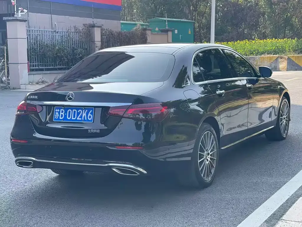 Mercedes-Benz E-Class 2023 из CN, фото 7