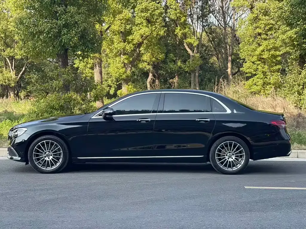 Mercedes-Benz E-Class 2023 из CN, фото 6