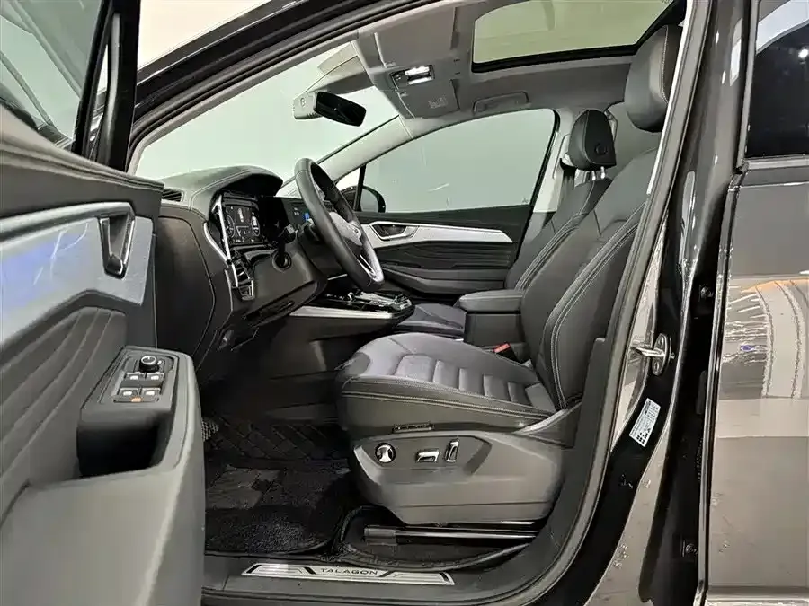 Volkswagen Talagon 2023 из CN, фото 9