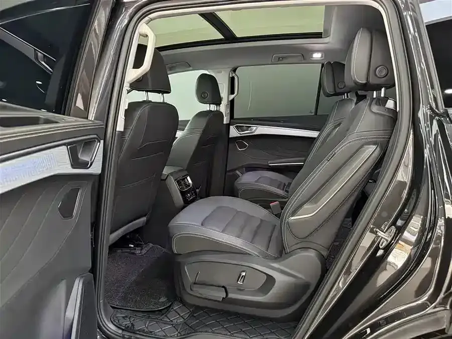 Volkswagen Talagon 2023 из CN, фото 4