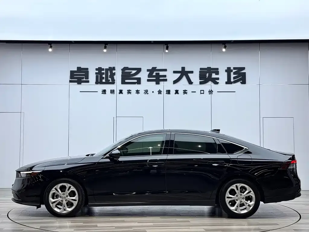 Honda Accord — фото 2