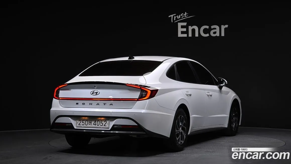 Hyundai Sonata 2022 из KR, фото 4