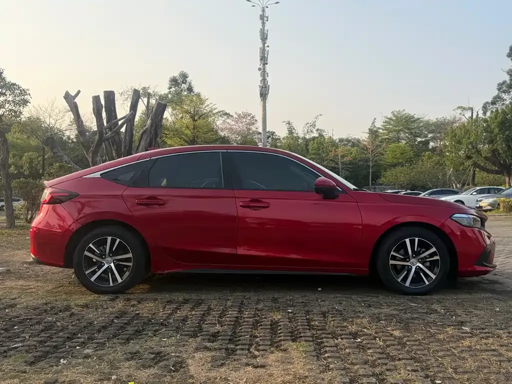 Honda Civic — фото 8