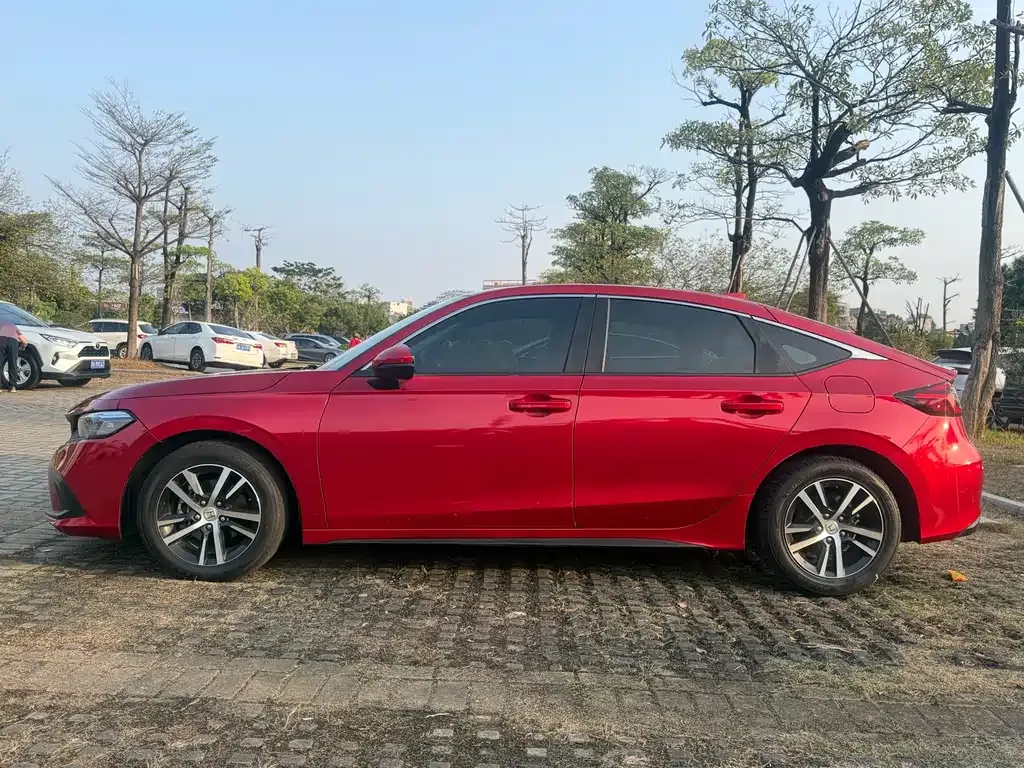Honda Civic — фото 10