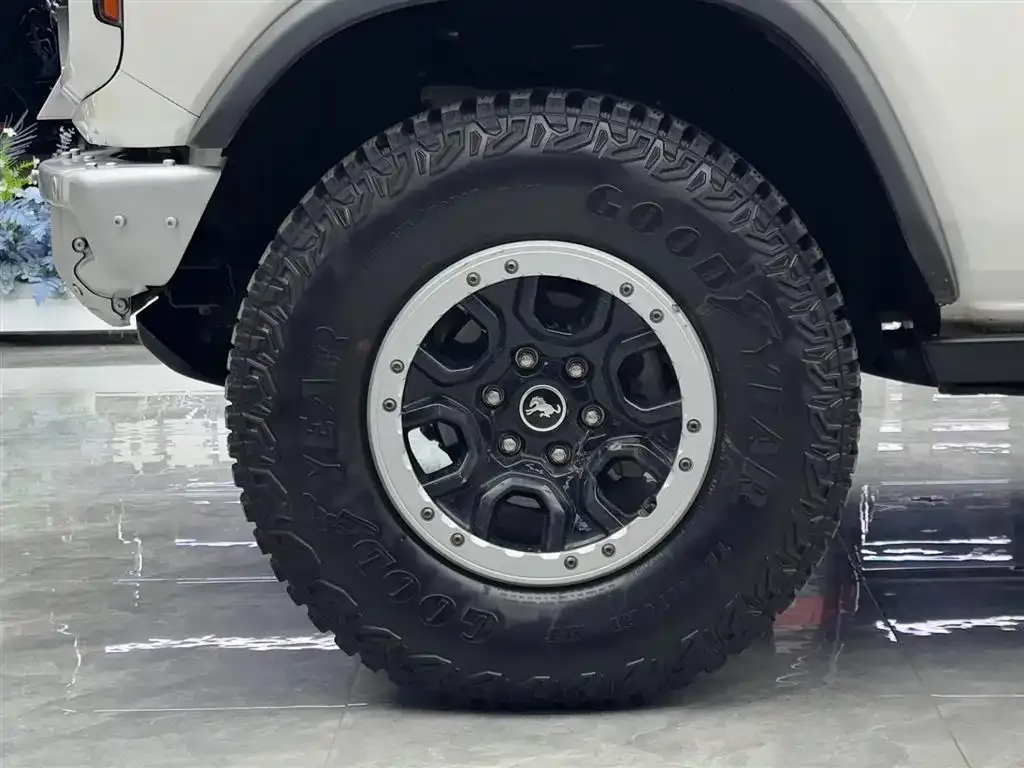 Ford Bronco 2025 из CN, фото 6