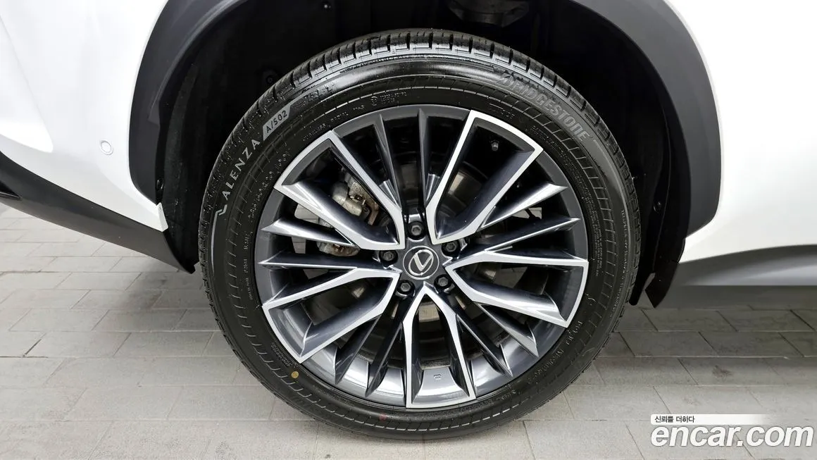 Lexus NX 2025 из KR, фото 6