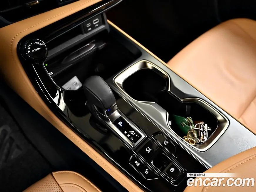 Lexus NX 2025 из KR, фото 2