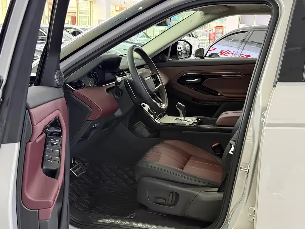 Land Rover Evoque 2023 из CN, фото 7