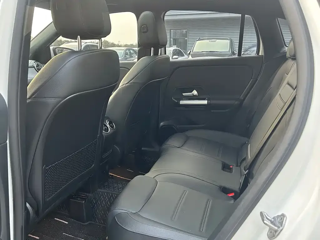 Mercedes-Benz GLA 2021 из CN, фото 4
