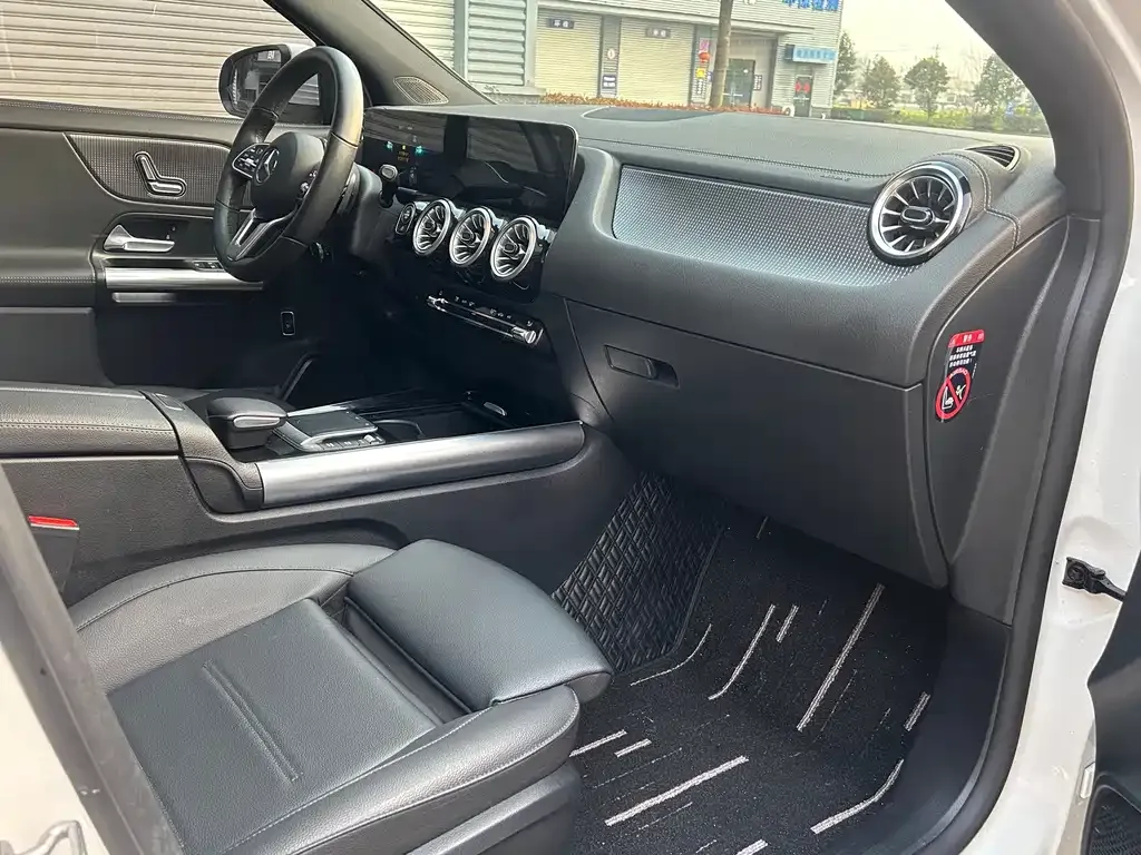 Mercedes-Benz GLA 2021 из CN, фото 9