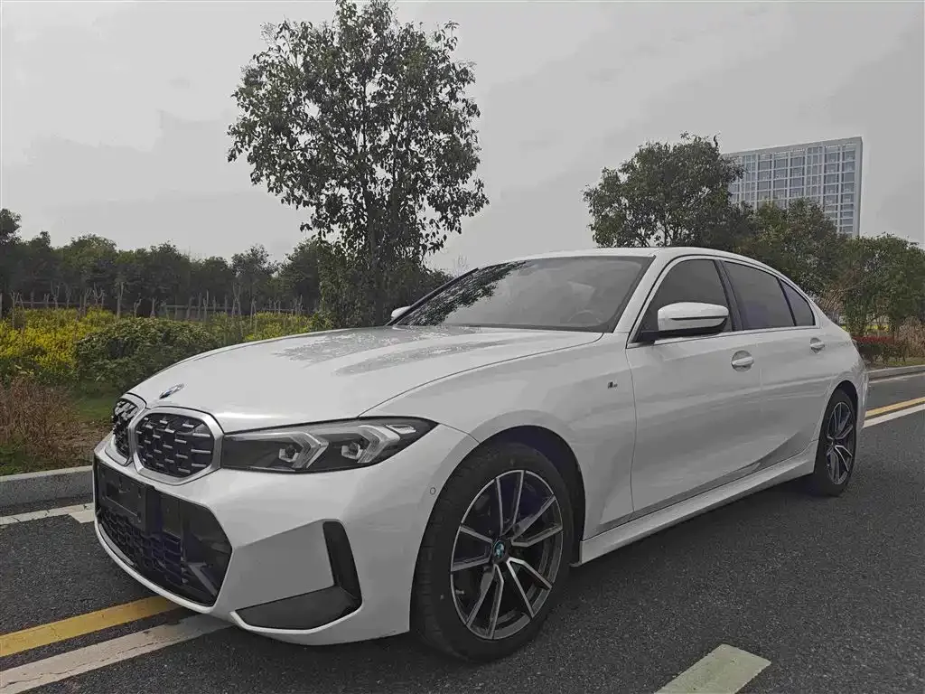 BMW 3 Series — фото 1