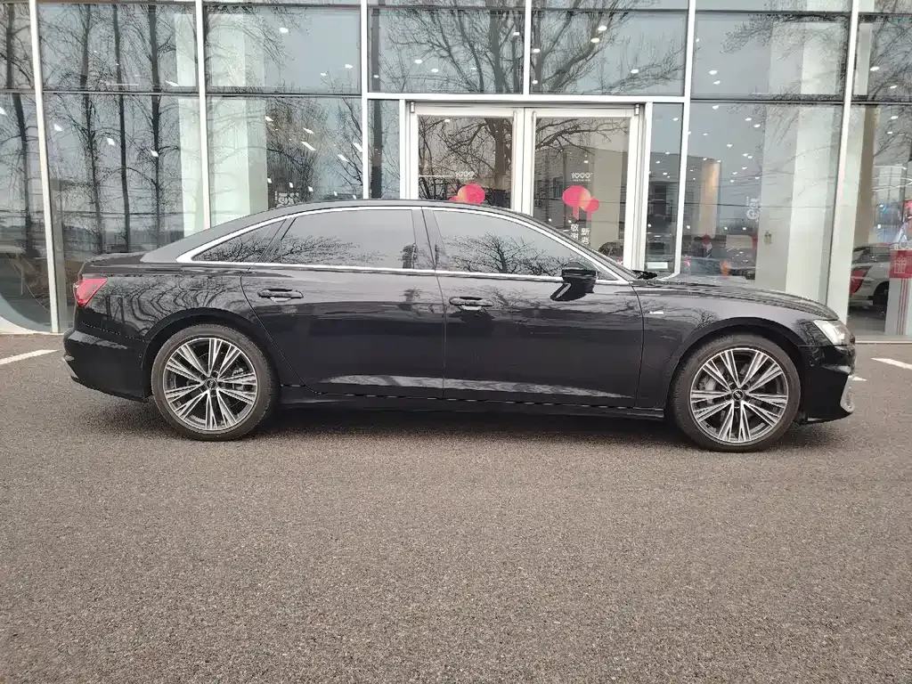 Audi A6L 2024 из CN, фото 10