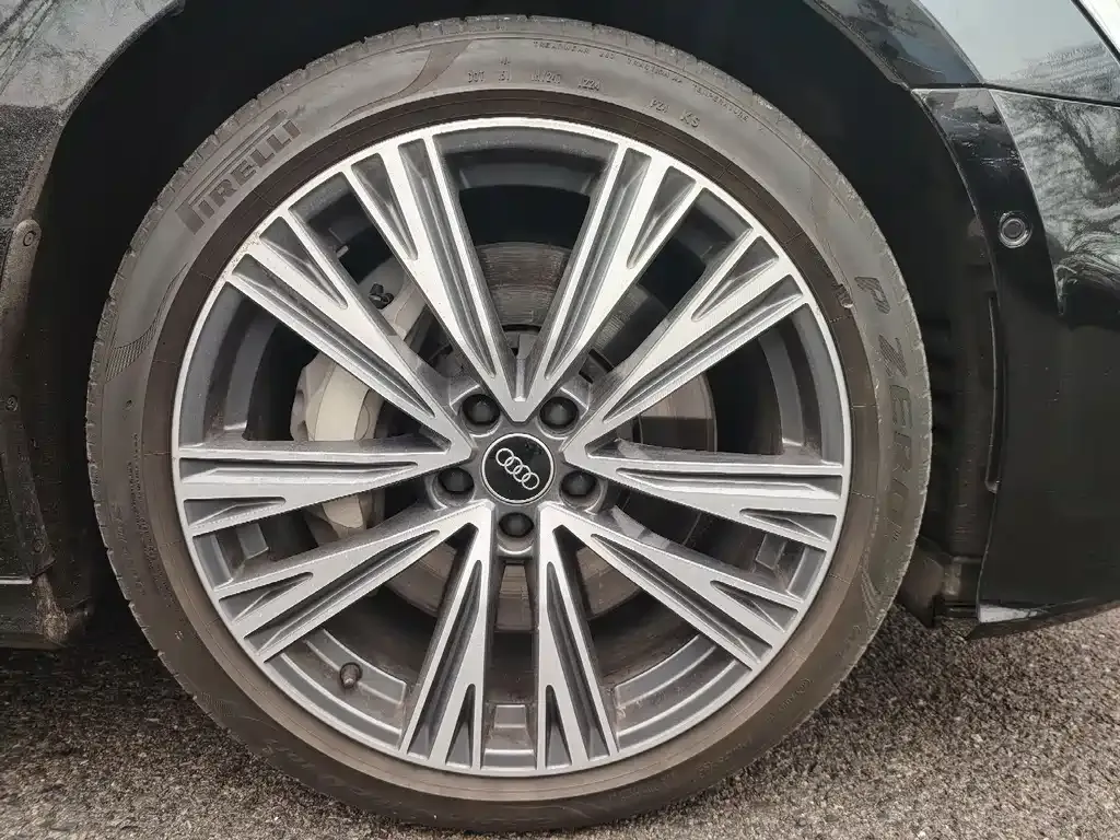 Audi A6L 2024 из CN, фото 7