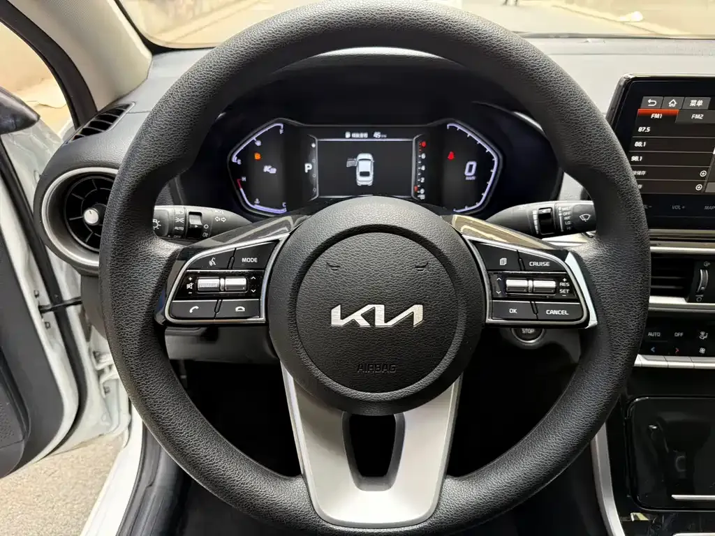 Kia K3 2023 из CN, фото 4