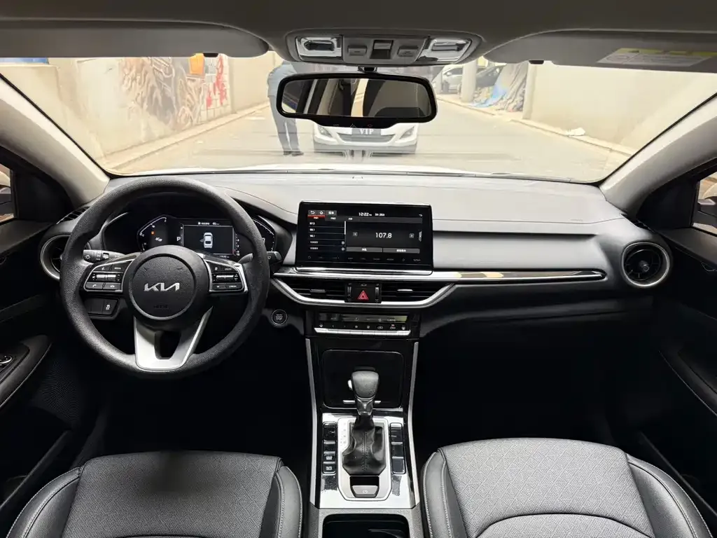 Kia K3 2023 из CN, фото 8