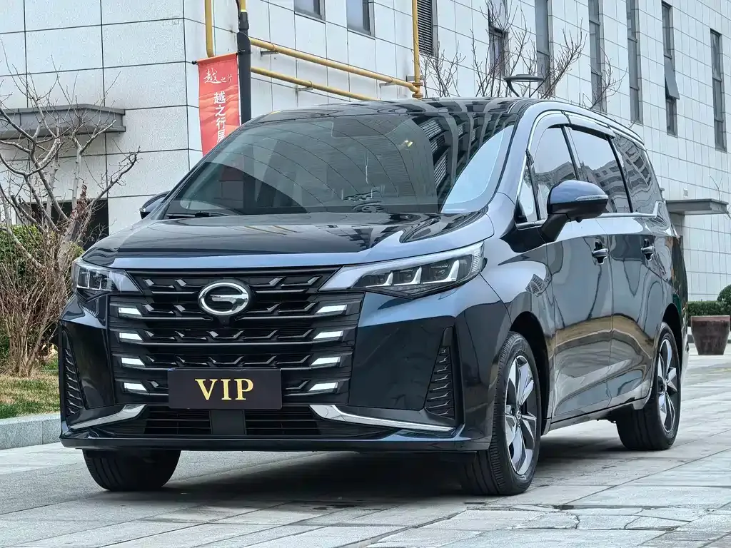 GAC Motor Trumpchi M6 — фото 1