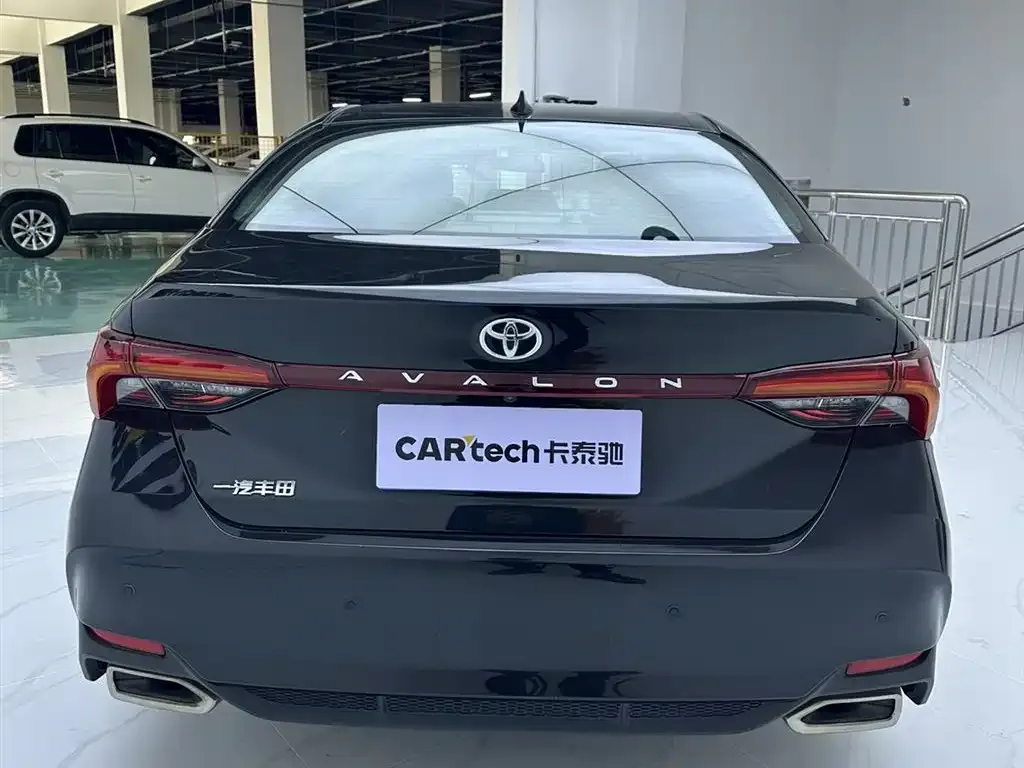 Toyota Avalon 2023 из CN, фото 10