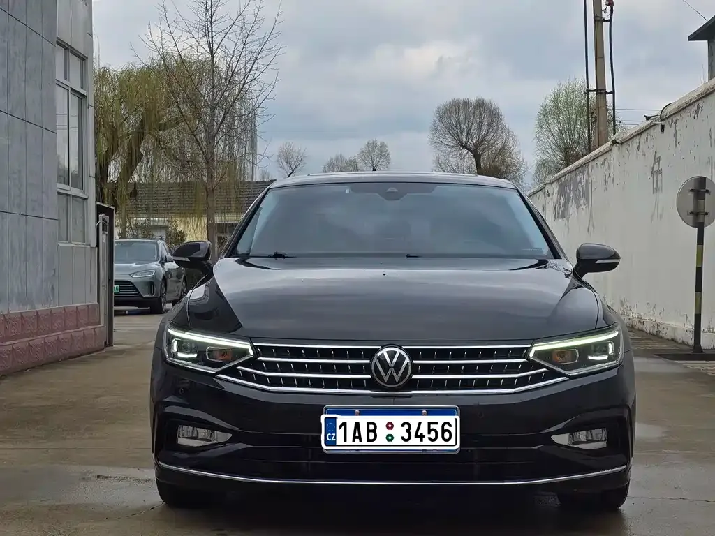 Volkswagen Magotan 2023 из CN, фото 5