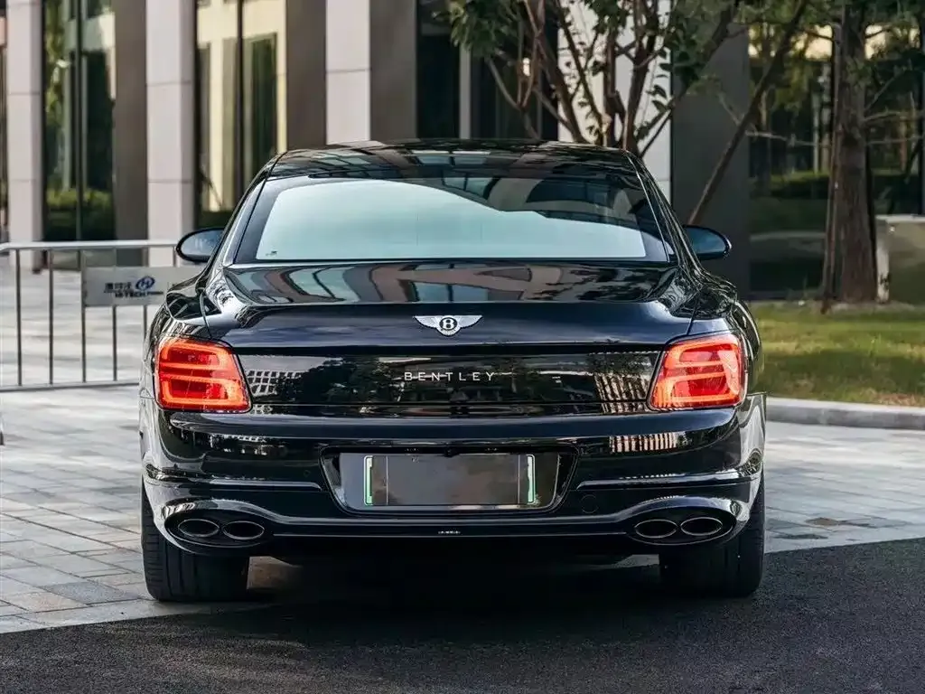 Bentley Flying Spur PHEV 2022 из CN, фото 7
