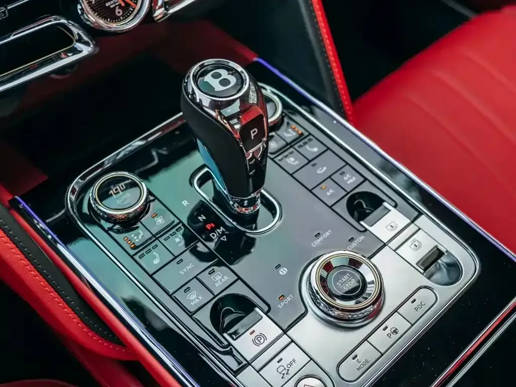 Bentley Flying Spur PHEV 2022 из CN, фото 9