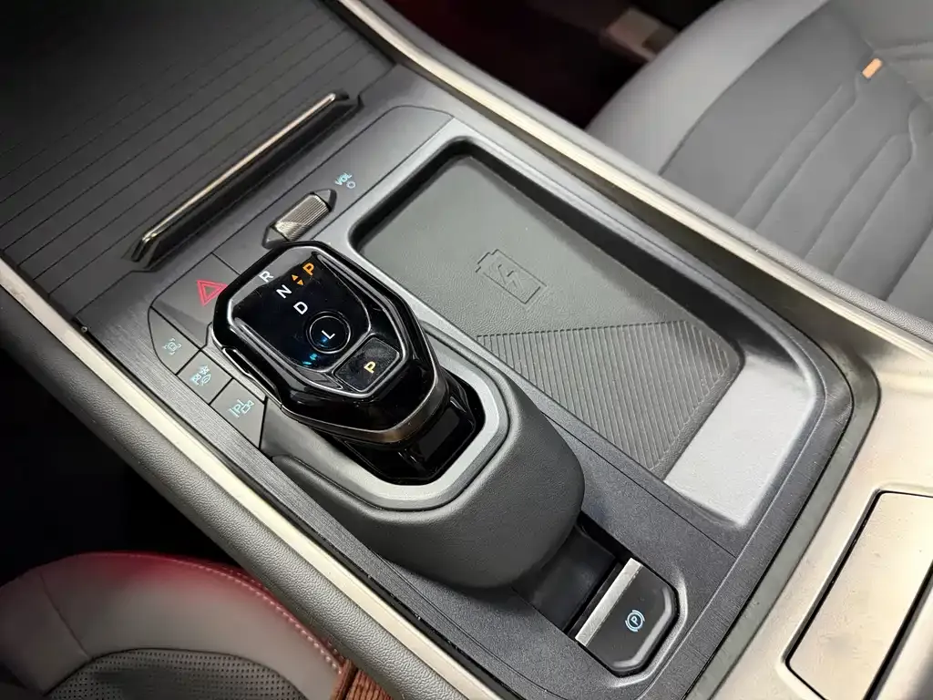 Ford Edge 2023 из CN, фото 6