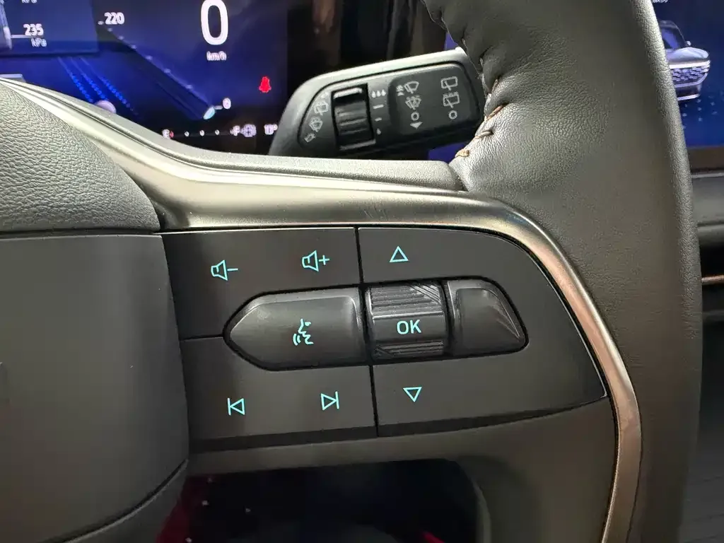 Ford Edge 2023 из CN, фото 9