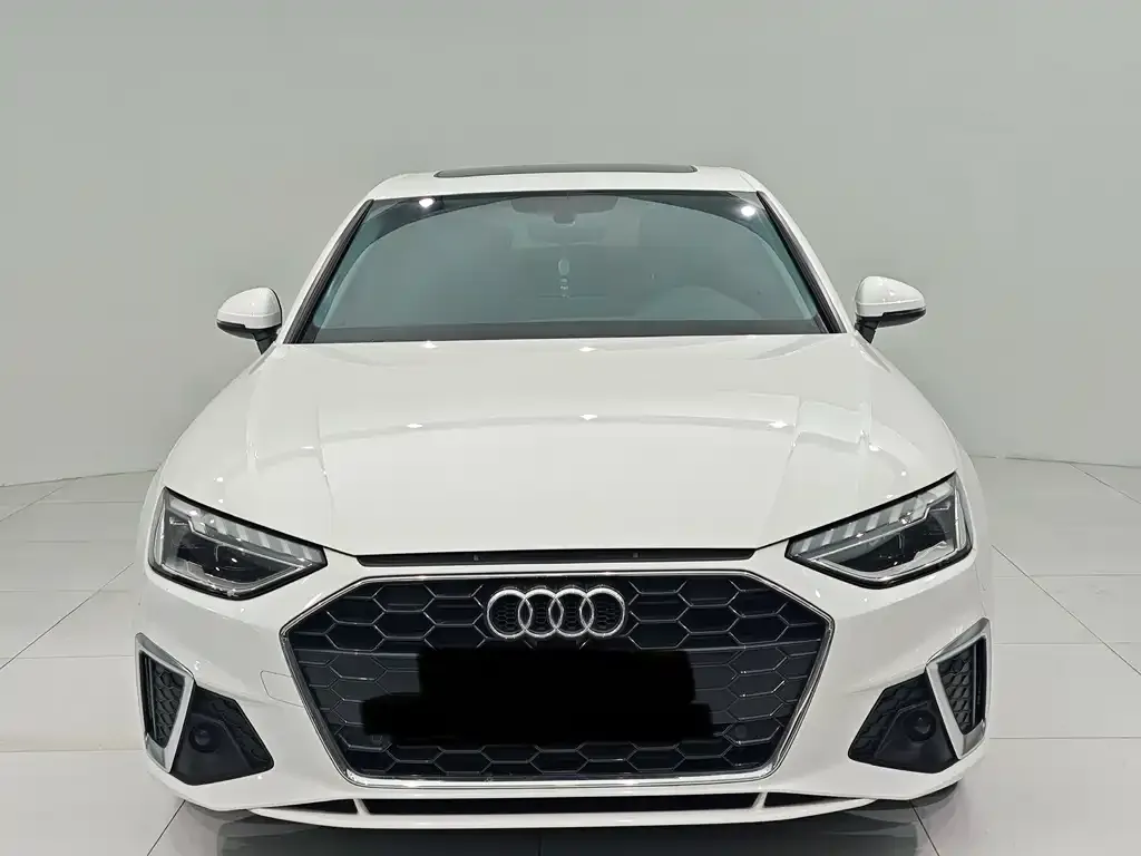 Audi A4L 2022 из CN, фото 7