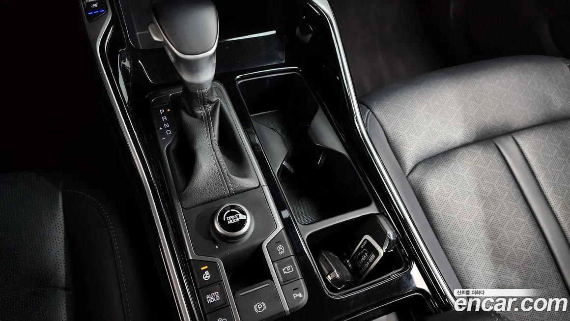 Kia Sorento — фото 9