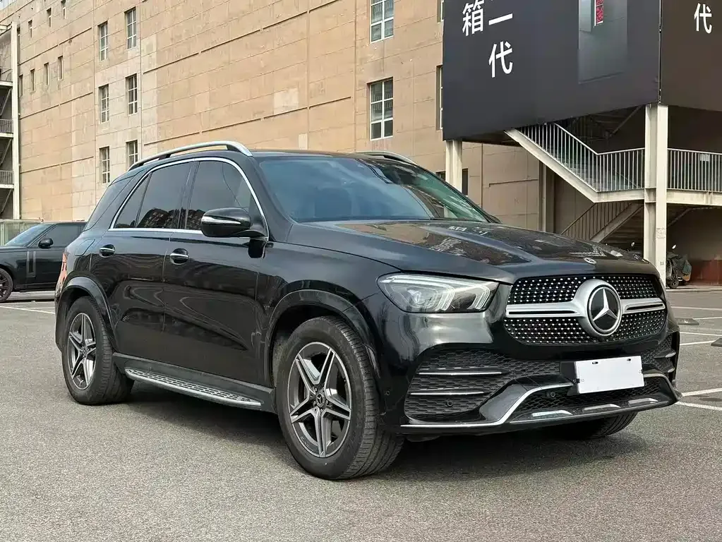 Mercedes-Benz GLE — фото 9