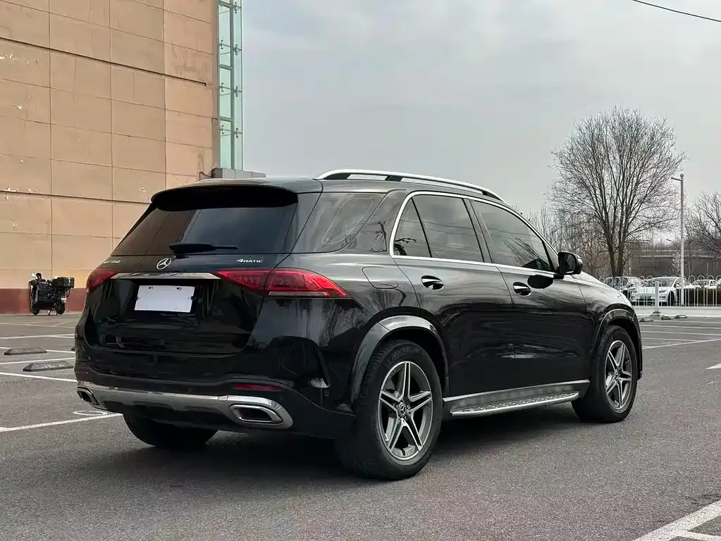 Mercedes-Benz GLE — фото 4
