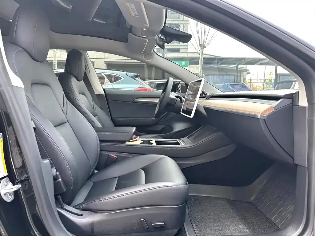 Tesla Model 3 2023 из CN, фото 4