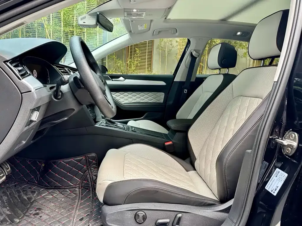 Volkswagen Magotan 2024 из CN, фото 7